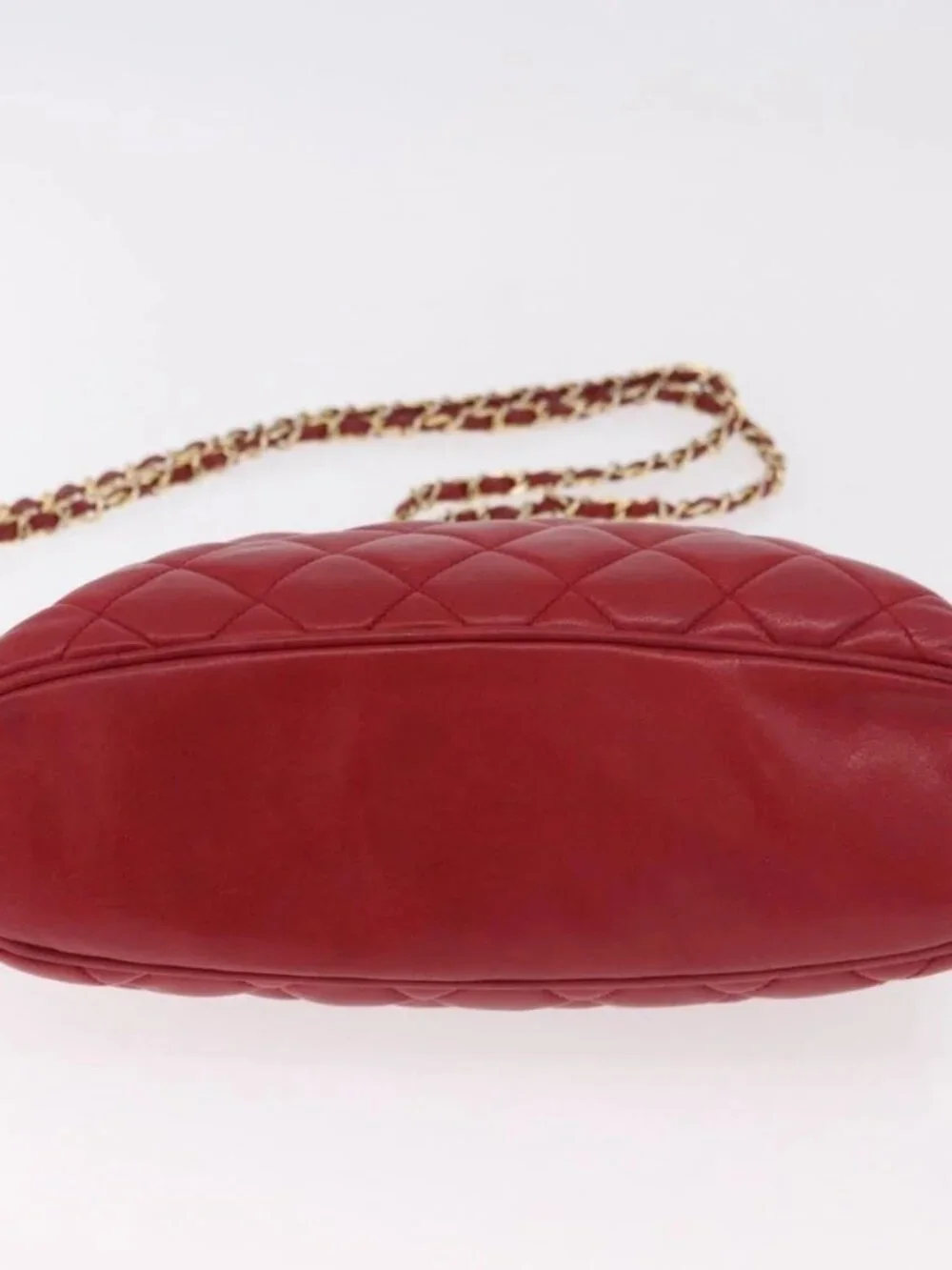CHANEL Matelasse Chain Shoulder Bag Lamb Skin Red Gold CC Auth 187646